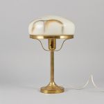 1047 1482 TABLE LAMP